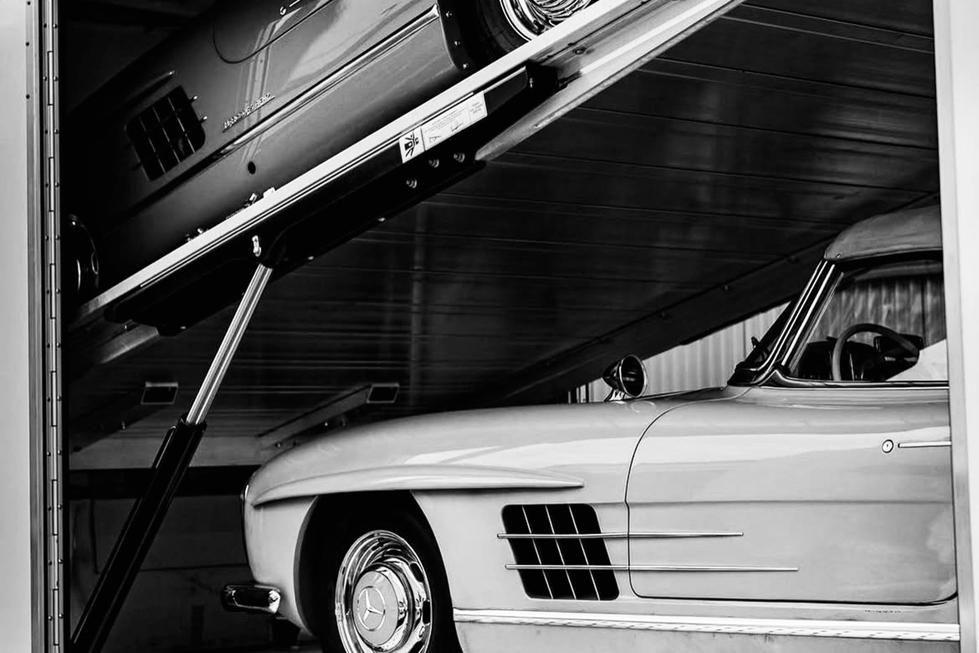 Classic car logistics